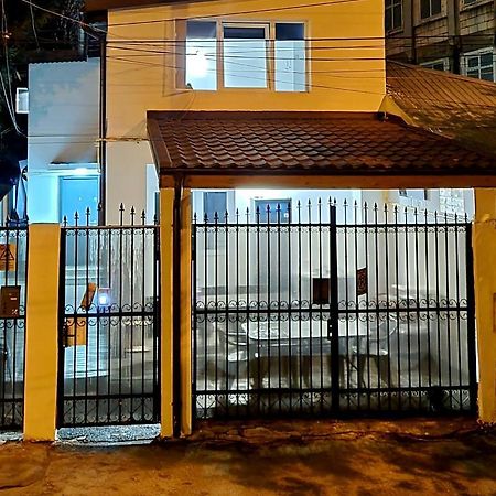 Hostel Monument 布加勒斯特 外观 照片
