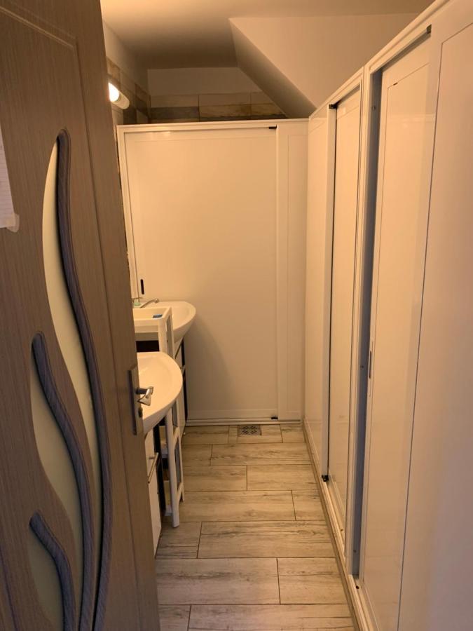 Hostel Monument 布加勒斯特 外观 照片